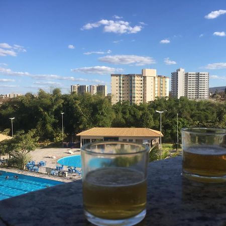 Hotel Golden Dolphin Com Cafe Da Manha! Piscinas 24H Caldas Novas Εξωτερικό φωτογραφία