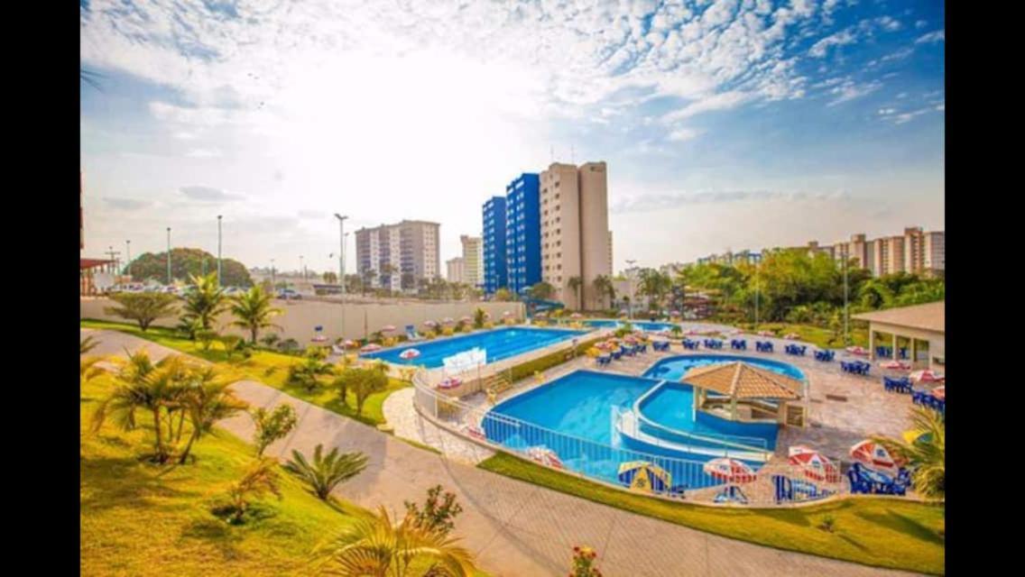 Hotel Golden Dolphin Com Cafe Da Manha! Piscinas 24H Caldas Novas Εξωτερικό φωτογραφία